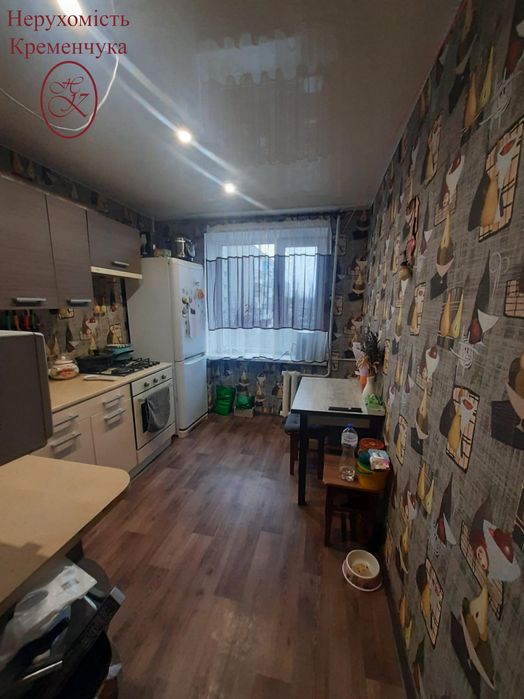 Продам двокімнатну квартиру на Молодіжному. Сертифікат