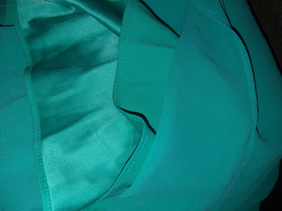 Шикарное платье в пол