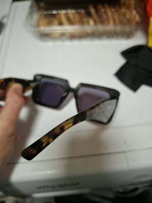 Oculos de sol PRADA mulher