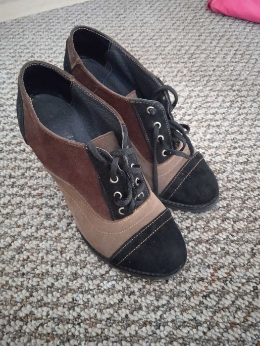 Жіночі туфлі замшеві