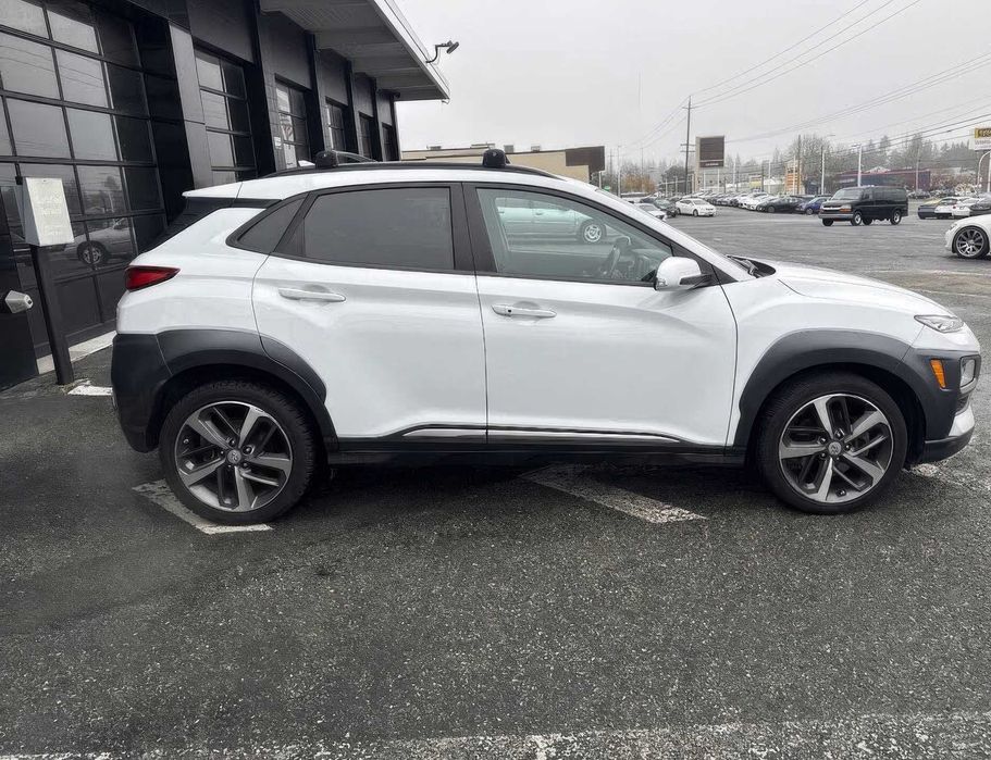 Hyundai Kona Ultimate      2021