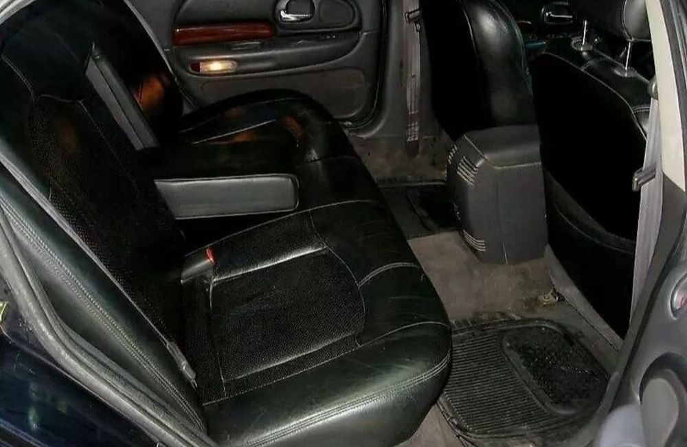 Автомобиль Chrysler 300M крайслер авто