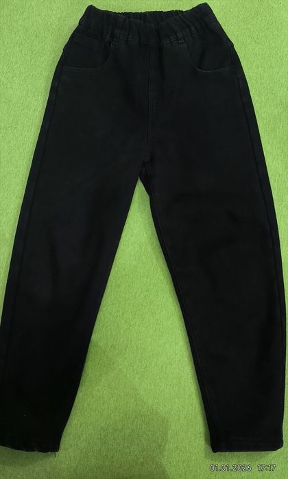 Джинси  чорні на  флісі 140 р