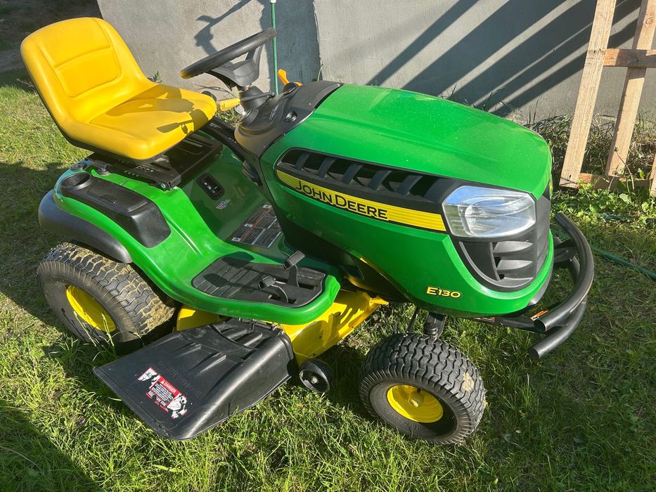 Kosiarki traktorek Johan Deer E 130