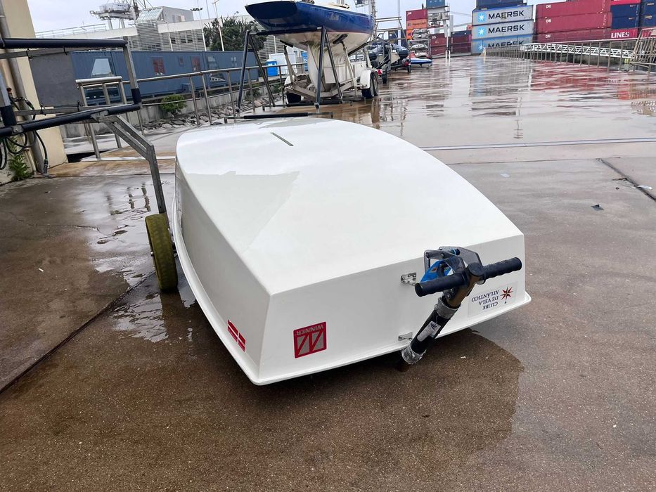 Vendo barco - Optimist Winner 3D Star - Vela Desportiva