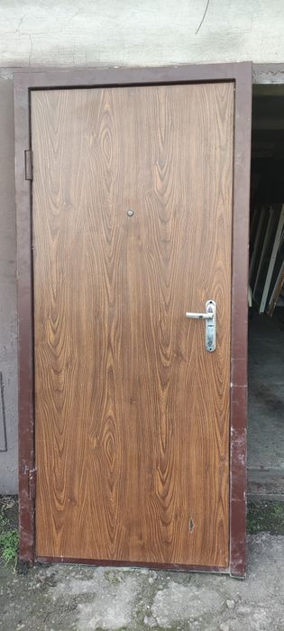 Двері металеві б/у