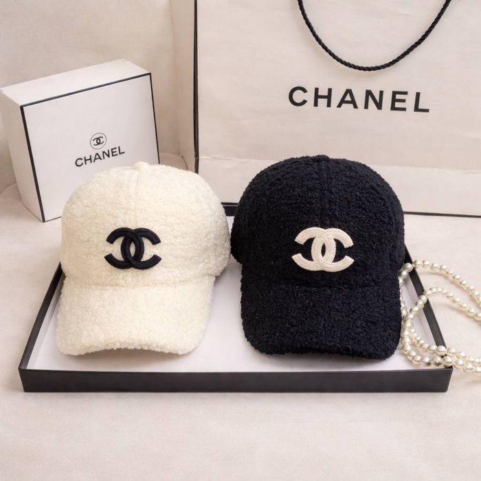 Кепка тепла Chanel