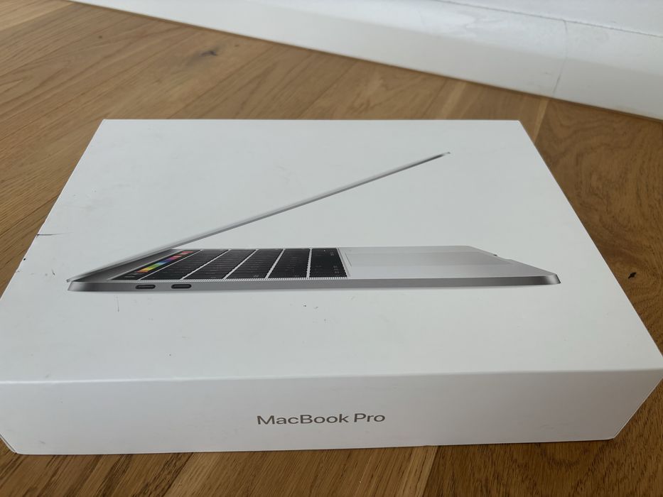 Macbook pro 2019 13,3"