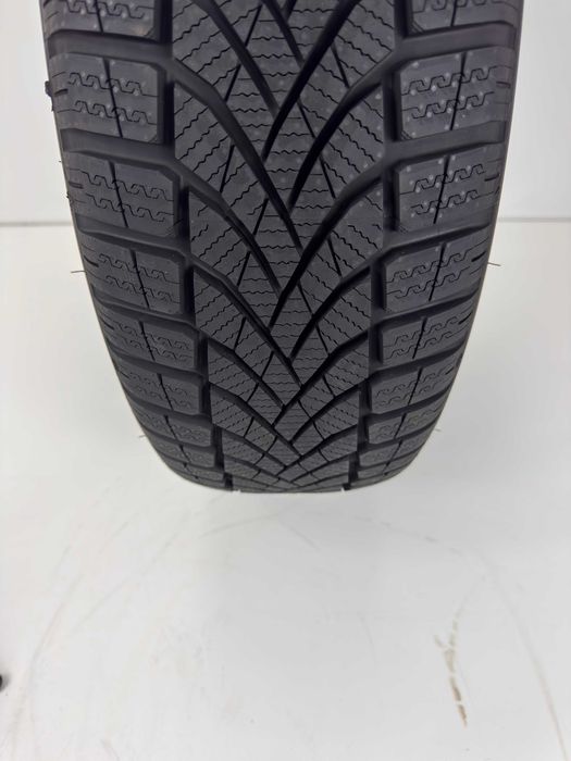 NOWE zimowe OPONY 215/60R17 - Falken EuroWinter HS02