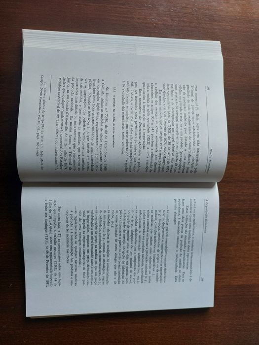 Livro Direito Económico "A Ordem Económica Portuguesa"