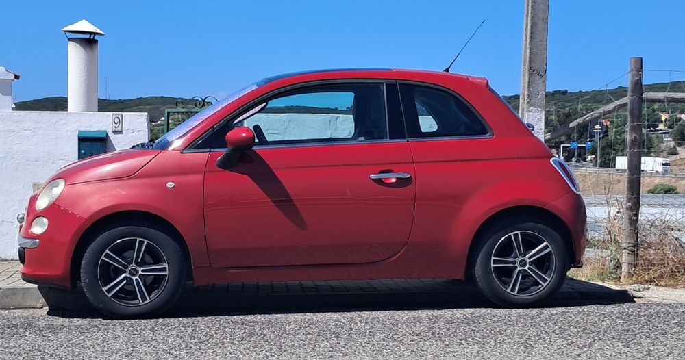 Fiat  500  1.2 Lounge 2011  - 180.241 km  - Gasolina - Pronto a andar