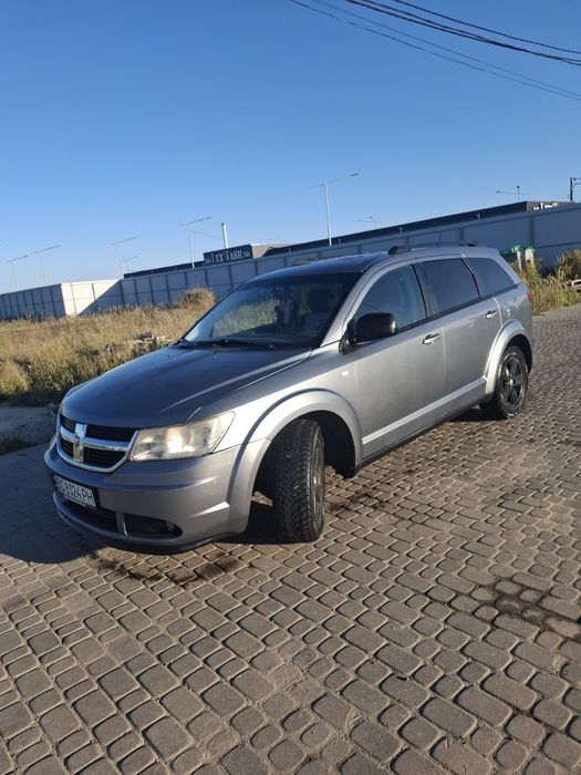Продам або обміняю Dodge Jorney