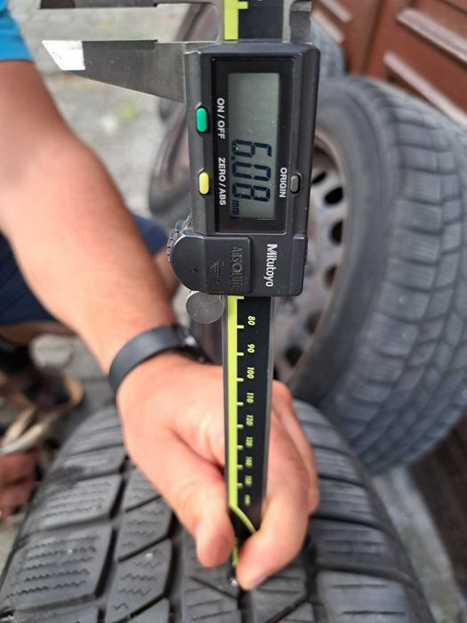 Komplet kół zimowych BMW X1  opony Continental TS810S 225/50R17 94H