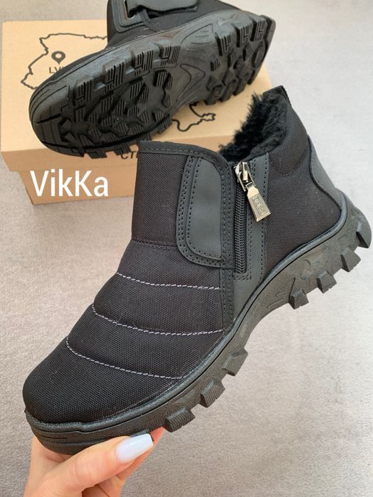 Чоловічі зимові кросівки; короткі черевики