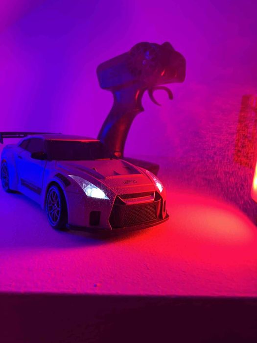 Nowy Samochód RC Drift z LED | Zdalnie Sterowany Model