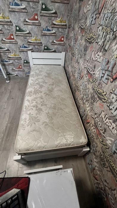 Дитяче ліжко (2штуки)