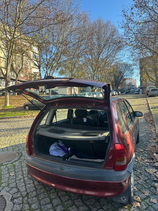 Opel corsa bourdout,diesel;usado como novo