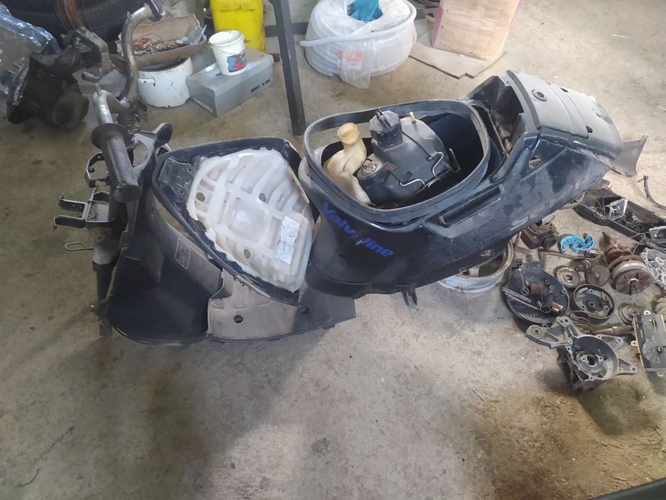 Созукі сепіа розпродаж запчастин