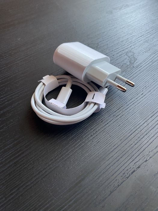 Швидкий зарядний комплект (20W) для iPhone