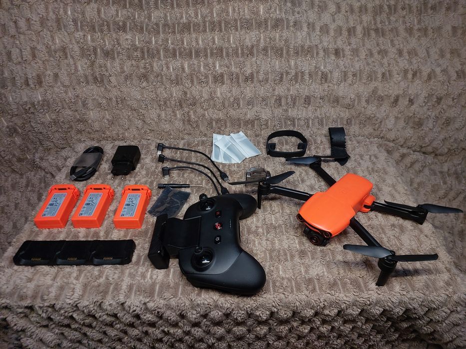 Квадрокоптер Autel EVO Nano+ Premium Bundle (Orange)