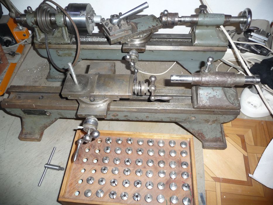Настольный токарный станок