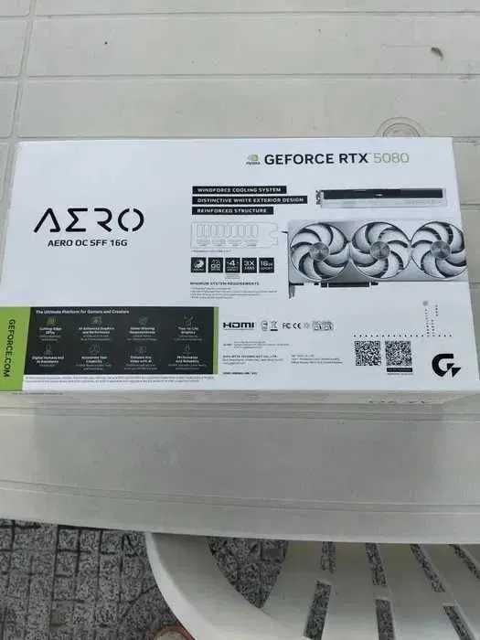 RTX 5080 16GB OC gigabyte aero - selada