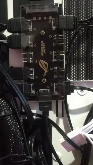 Rozdzielacz HUB do podświetlenia RGB - 10 wyjść