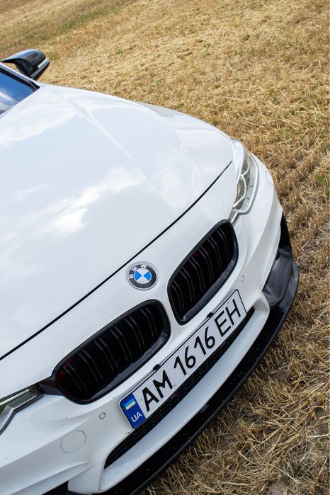 BMW F30 330i Xdrive 2017