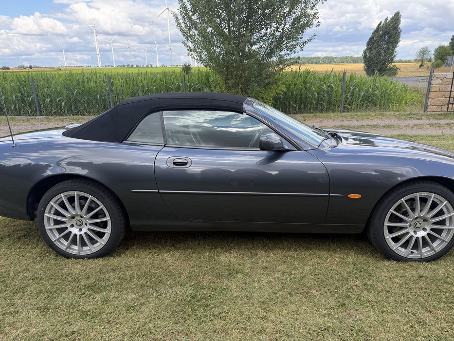 Jaguar xk8 cabrio