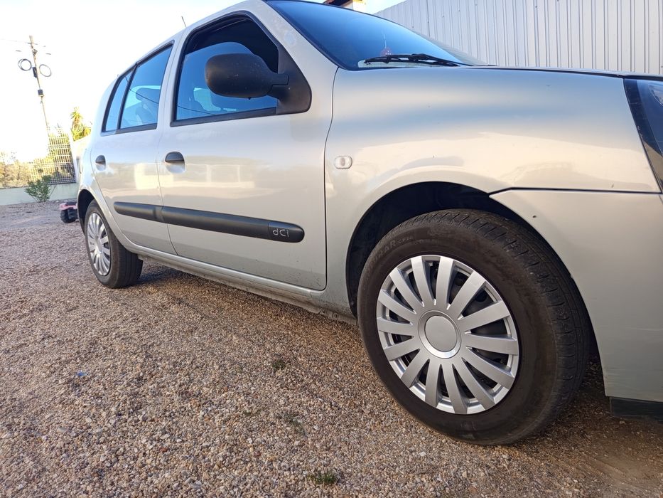Renault Clio 1.5 DCI — photo 3