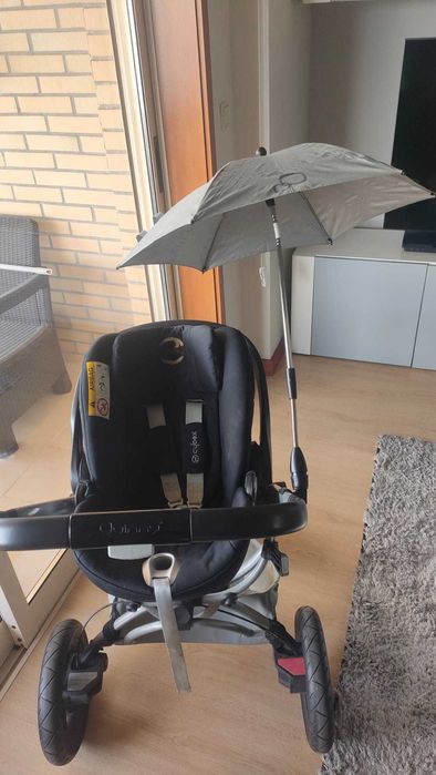 Carrinho de Bebé Quinny + Babycoque Cybex – Excelente Estado