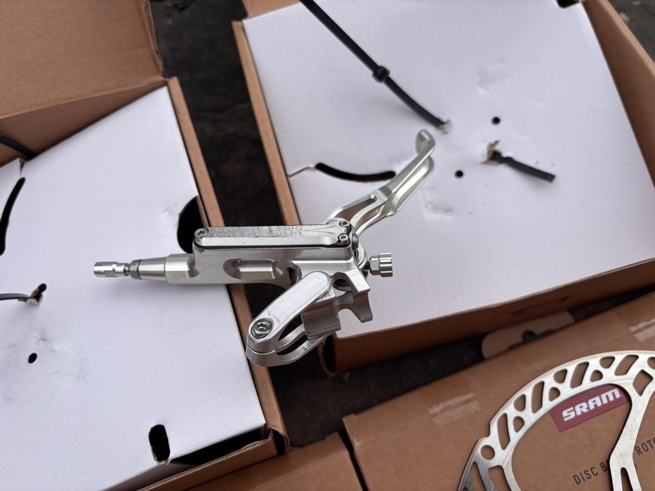 Hamulce TrickStuff Direttissima Komplet
