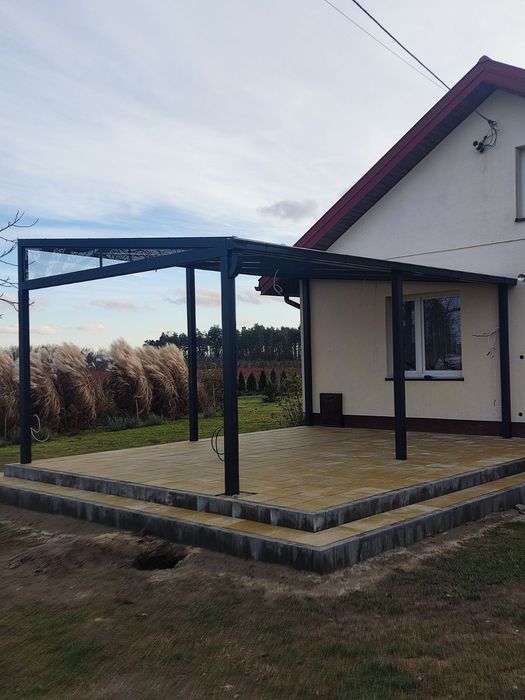 Metalowe zadaszenia tarasów