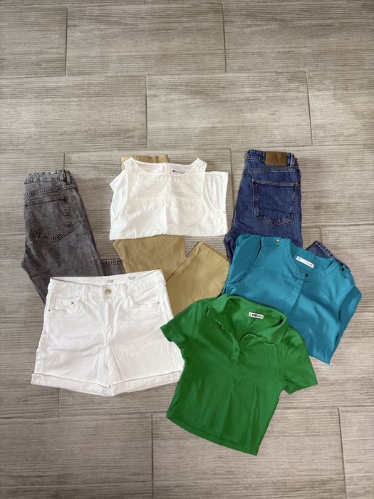 Пакет фірмових речей