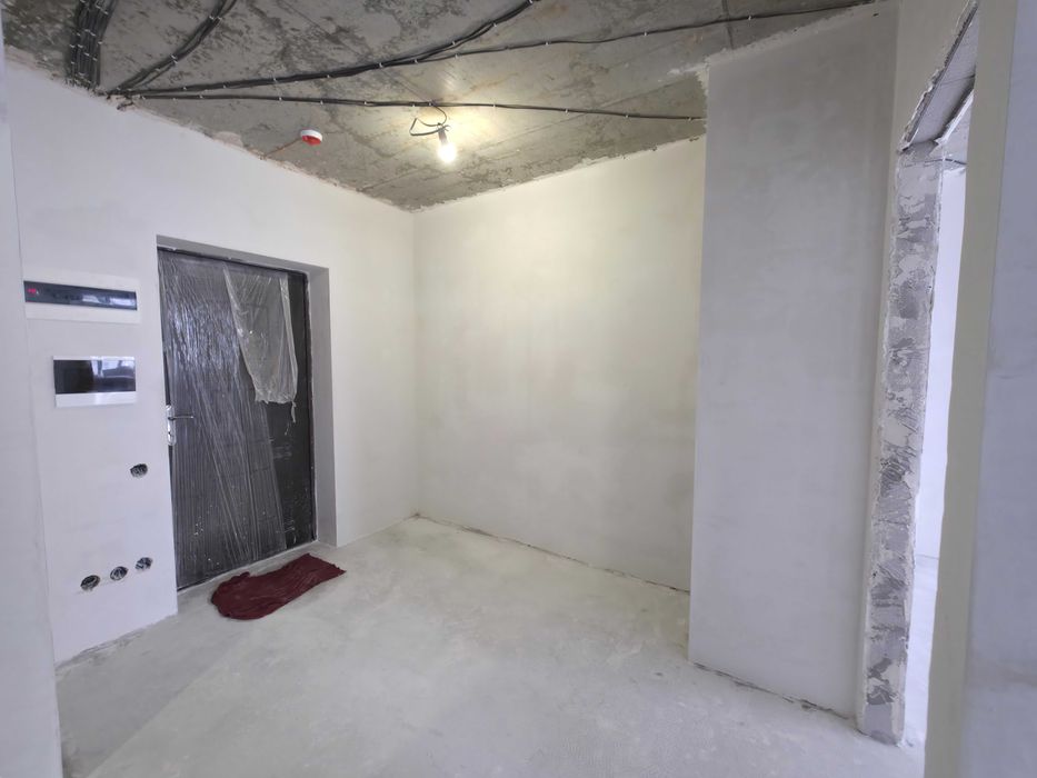 Продам 1-к 41м2 квартиру з ПОЧАТКОВИМ РЕМОНТОМ в 7км. до Києва. м. Ірпінь