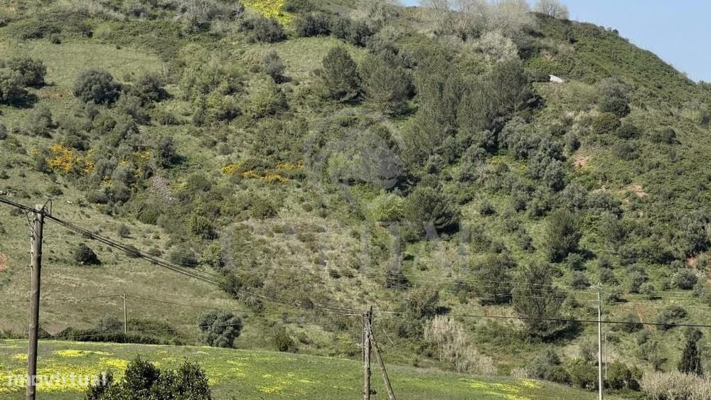 Terreno com 6000m2 em Fazenda do Cabeço