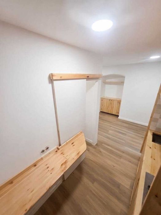 T1 para arrendar em Almada, Pragal