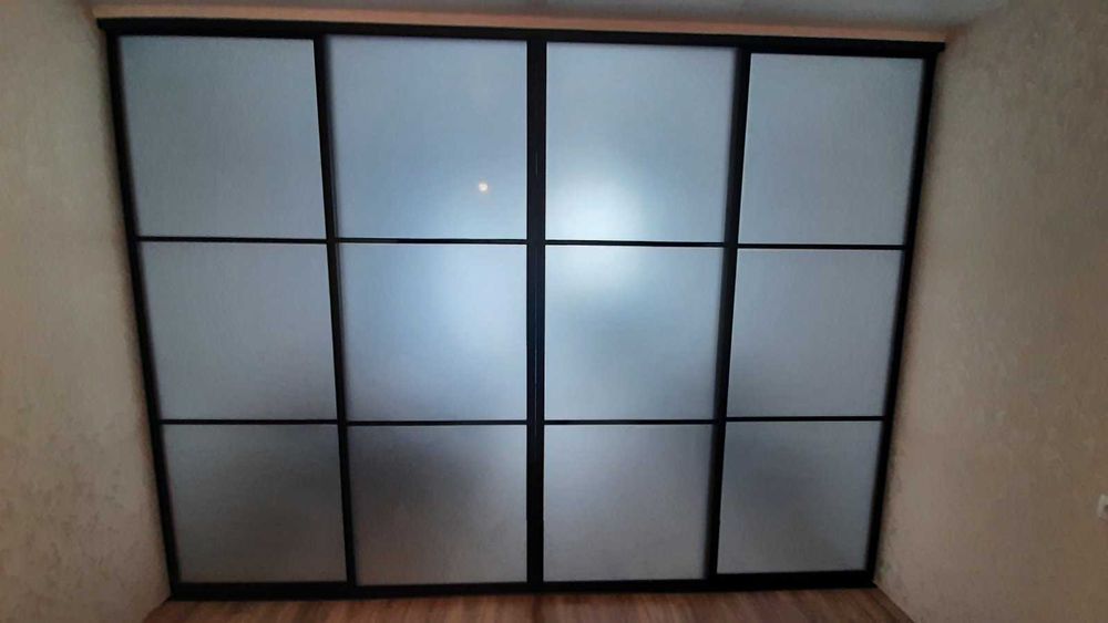 Раздвижные системы-перегородки межкомнатные