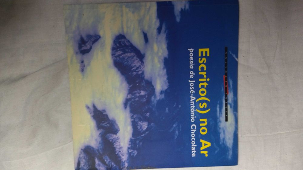 Escrito(s) no Ar - poesia de José-António Chocolate