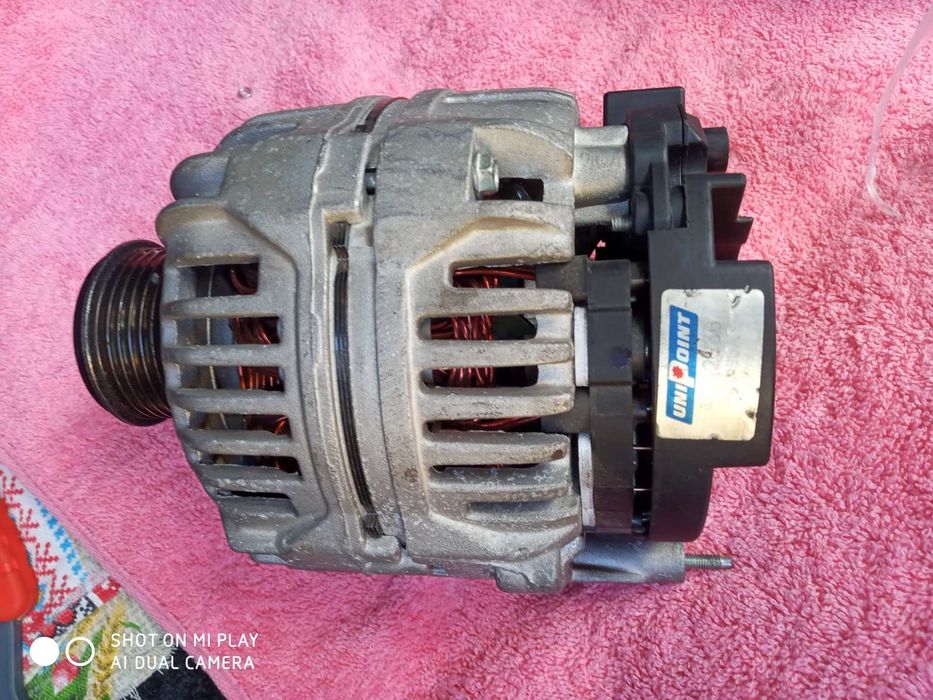 Продам генератор 90амперный