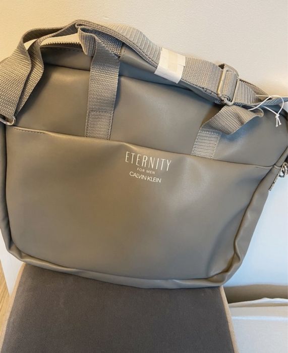 Torba na laptopa calvin klein