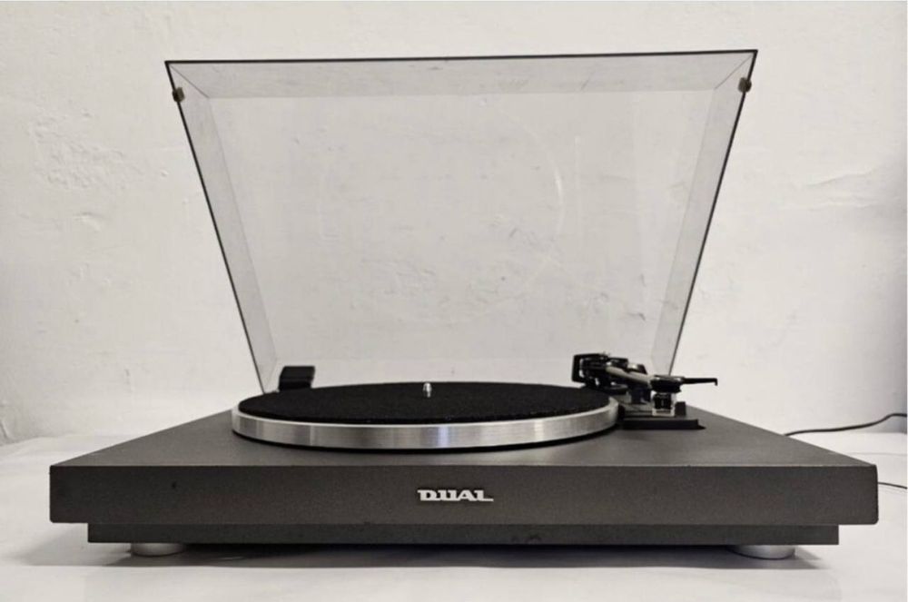 Awtomat Gramofon DUAL TT 2000S, made in Germany