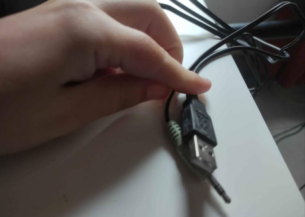 Trust Mila 2.0 Colunas