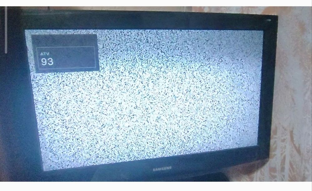 Samsung  LE32B450c4w позапчастинам