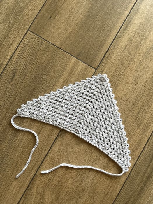 Вʼязана косинка з завʼязками