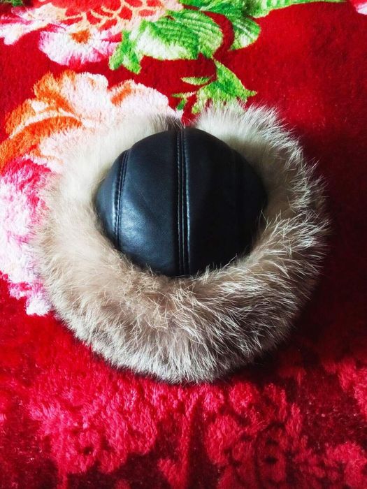 Кожаная женская шапка чернобурка