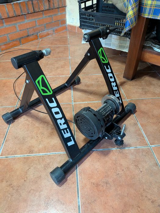 Rolos de treino LEROC como novos