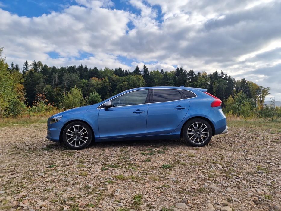 Volvo V40 Volvo v40 R-Designe Bezwypadkowy! zadbany pierwszy właściciel w Polsce