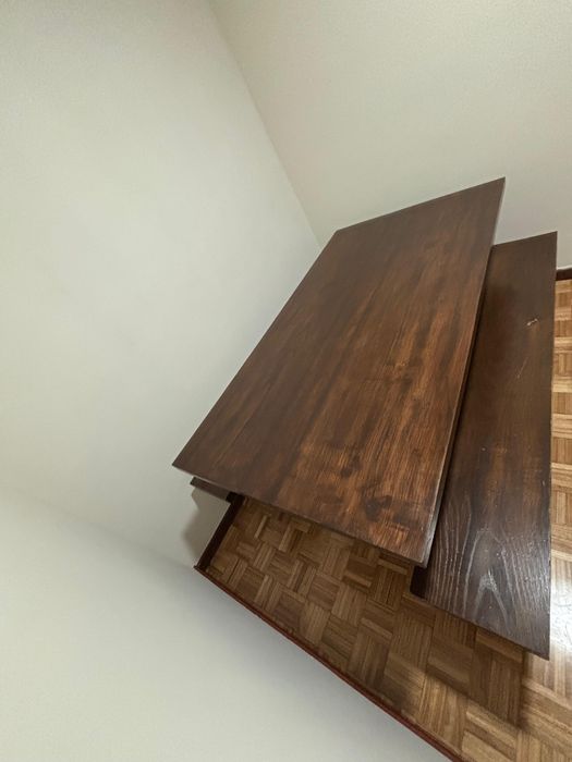 Mesa de Jantar com bancos corridos