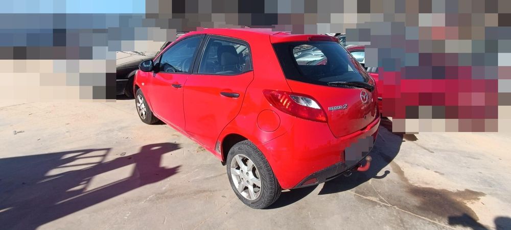 farolim traseiro direito mazda 2 berlina de
